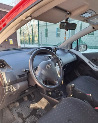 Toyota Yaris cena 16600 przebieg: 235000, rok produkcji 2008 z Wrocław małe 37